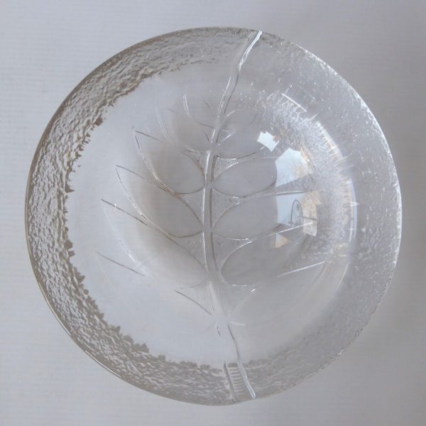 Scandinavian heavy vintage clear 7" art glass crystal leaf bowl probably Swedish - Image 7