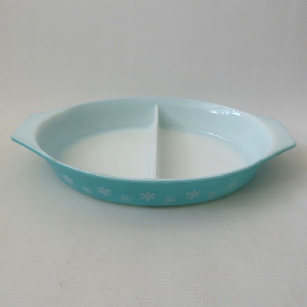 Vintage 1950s Pyrex JAJ Snowflake turquoise divided vegetable dish, 2179 2-part - Image 7
