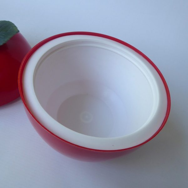 Vintage 1960s 1970s red plastic apple ice bucket, retro home bar prop, with leaf - Image 12