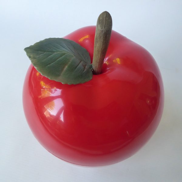 Vintage 1960s 1970s red plastic apple ice bucket, retro home bar prop, with leaf - Image 5