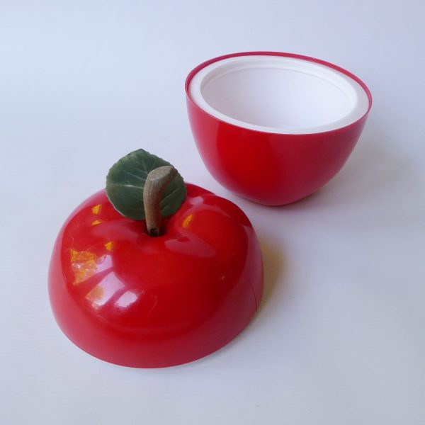 Vintage 1960s 1970s red plastic apple ice bucket, retro home bar prop, with leaf - Image 7