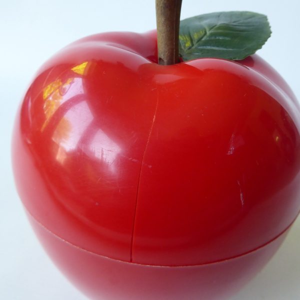 Vintage 1960s 1970s red plastic apple ice bucket, retro home bar prop, with leaf - Image 9