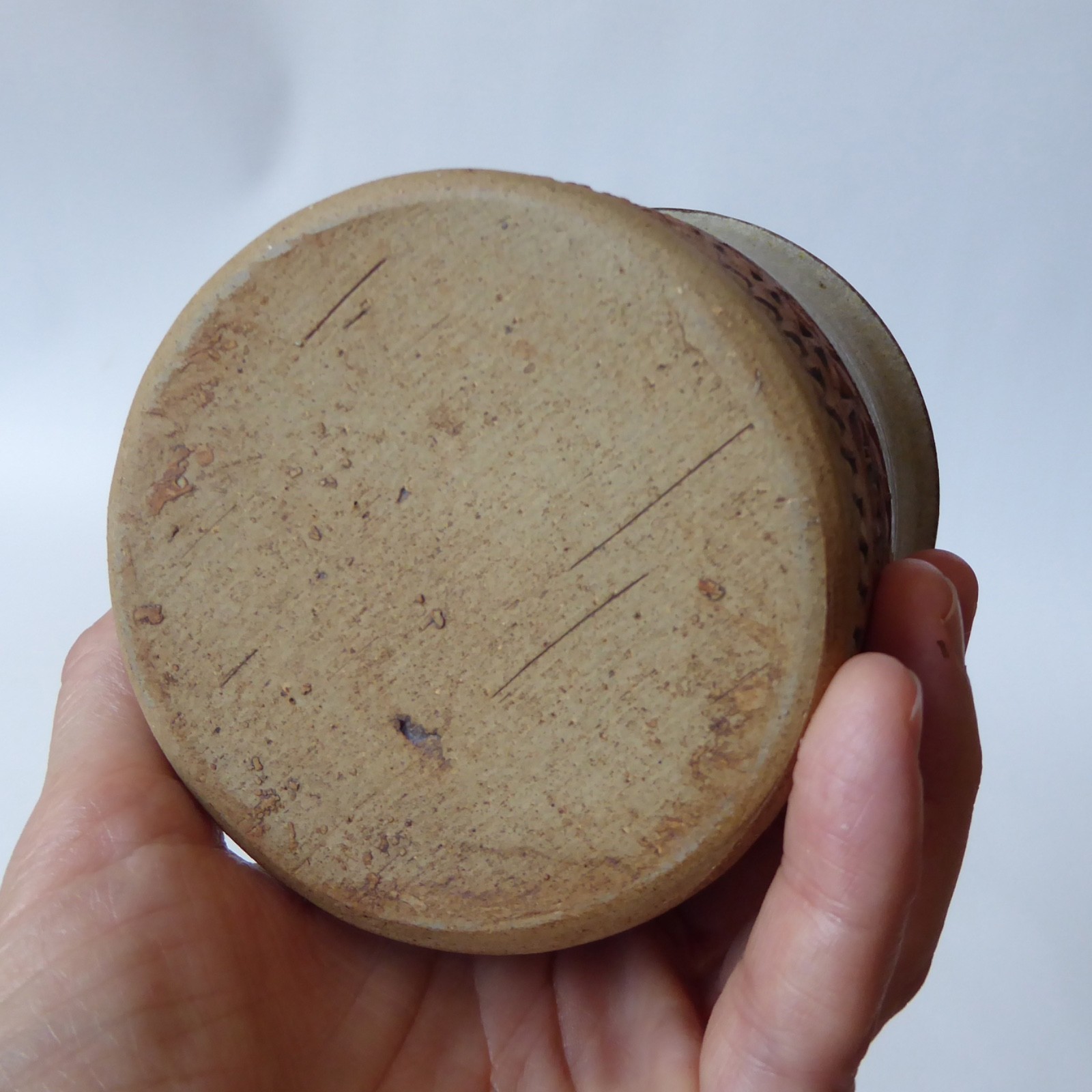 Vintage Broadstairs Pottery planter. 1960s/1970s handmade thrown plant pot retro - Image 12