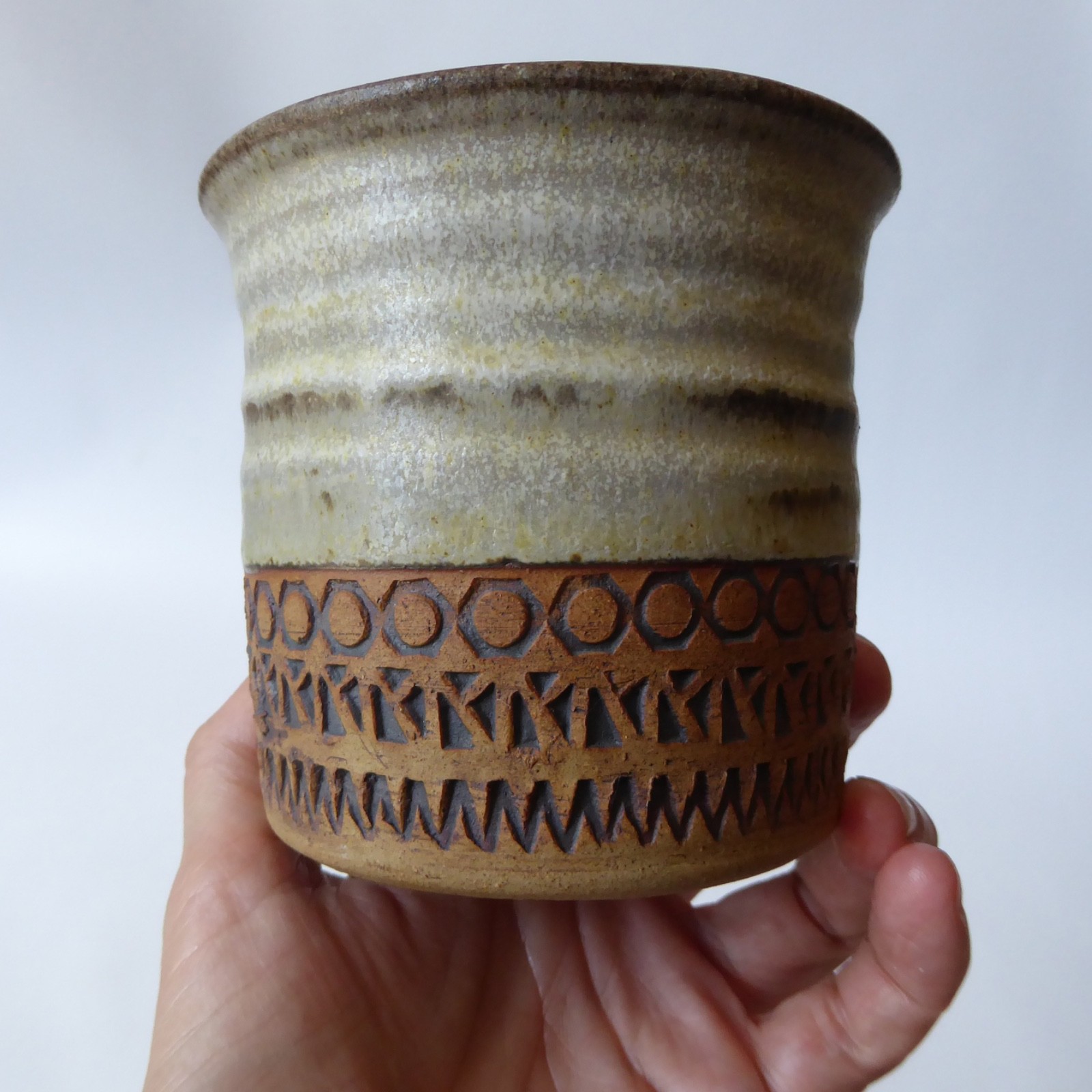 Vintage Broadstairs Pottery planter. 1960s/1970s handmade thrown plant pot retro - Image 6