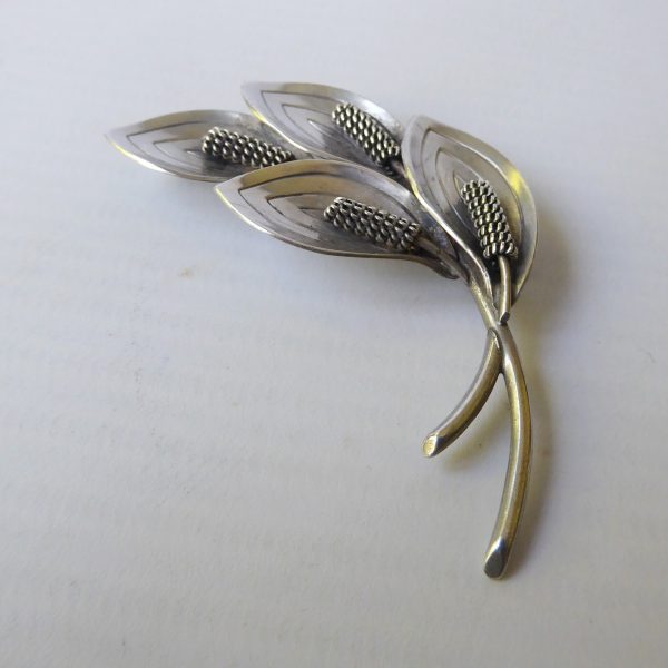 Vintage Danish Aarre & Krogh sterling silver brooch. Modernist lily leaf. 1960s - Image 5