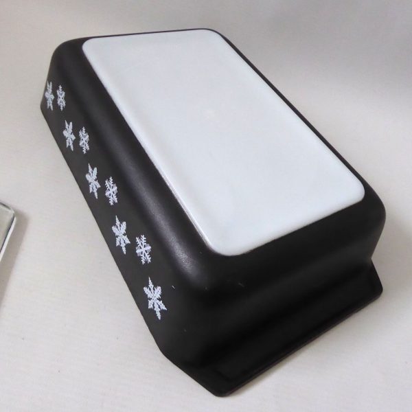 Vintage Pyrex JAJ Snowflake black deep oblong casserole dish + lid. 1950s 2162 - Image 5