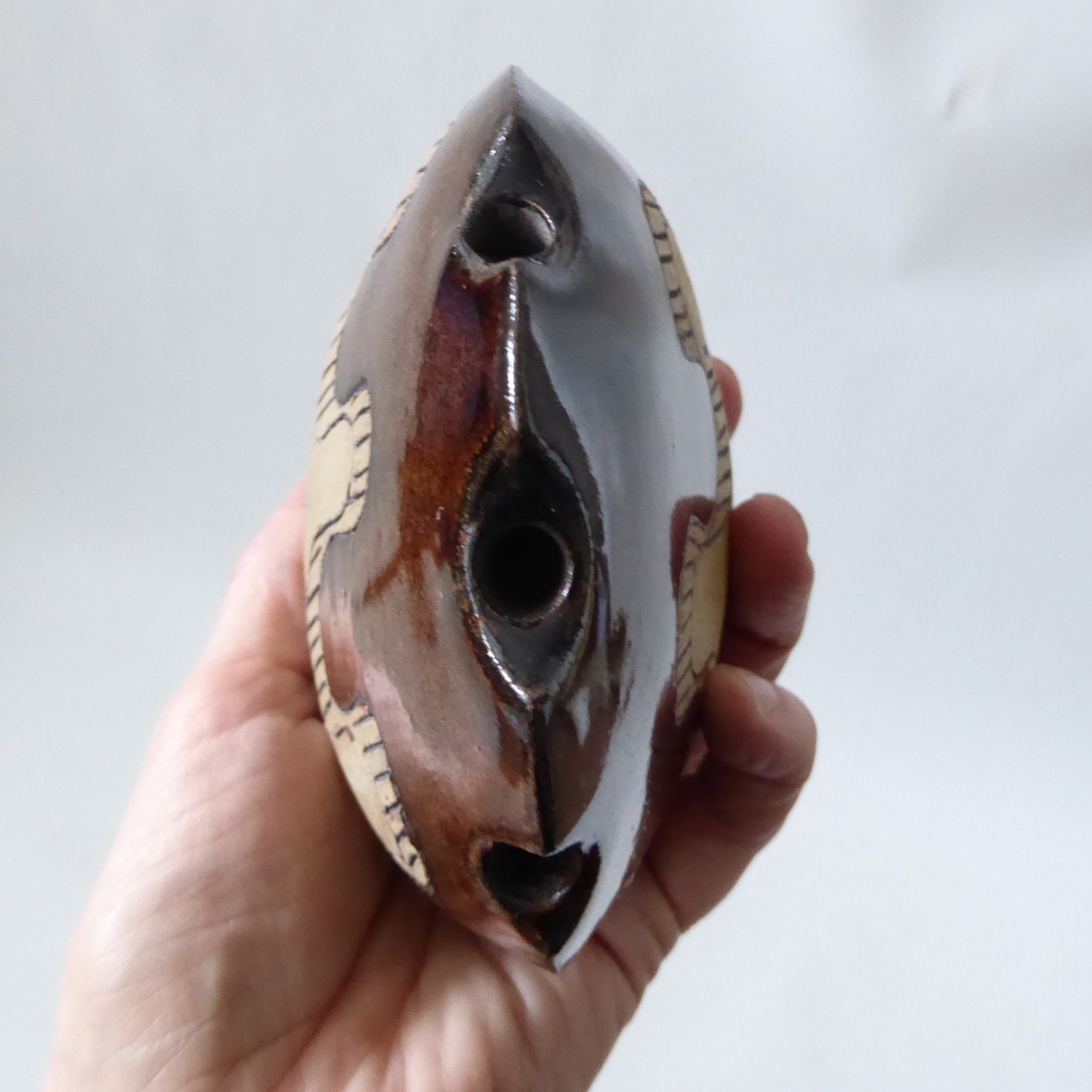 Vintage signed RD studio pottery vase, brown/natural clay. Rose Dickinson Kent - Image 12