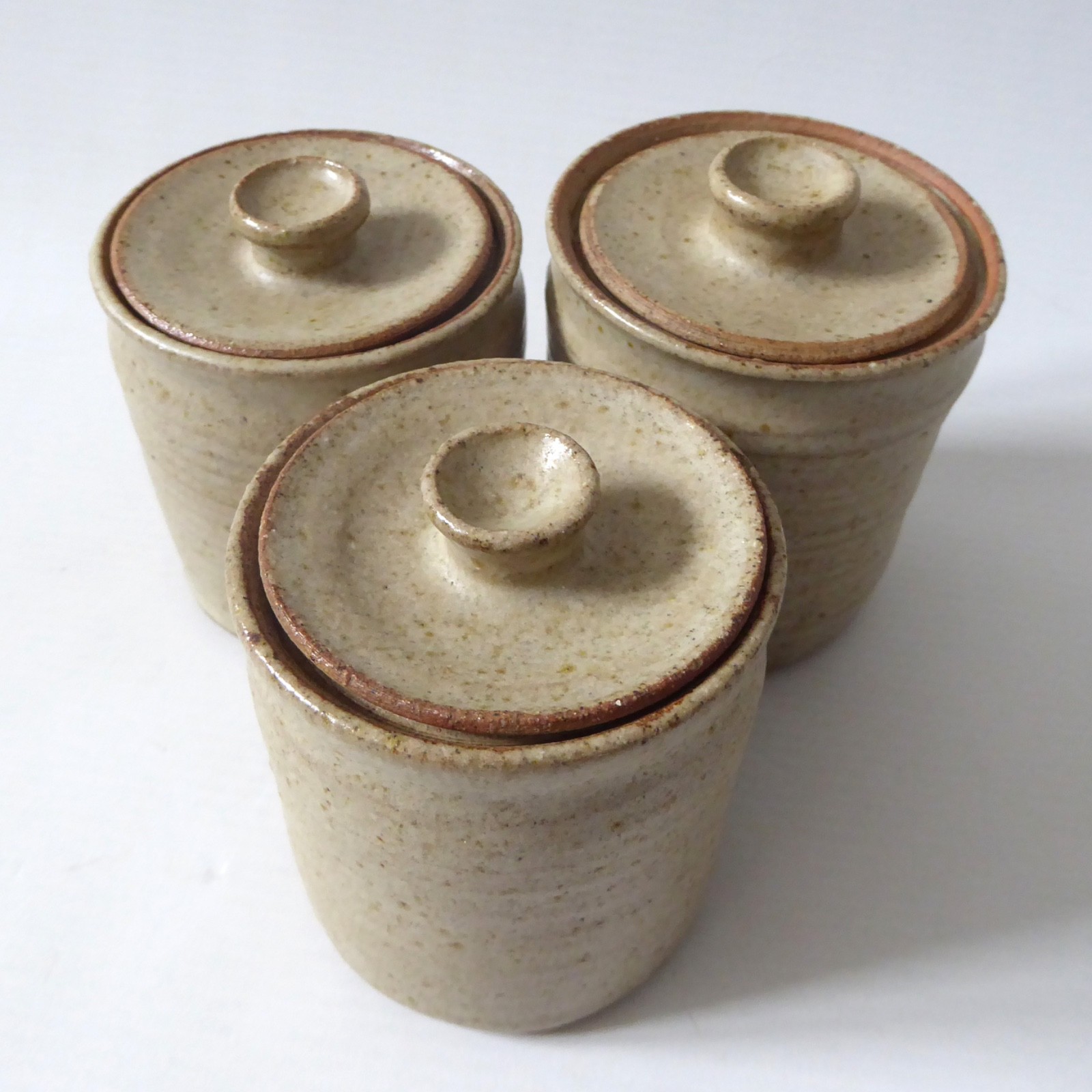 Wheel thrown 3 vintage pottery spice herb storage jars, containers lidded pots - Image 4