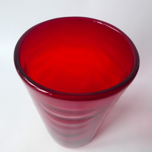 Whitefriars 8473 Ruby Red Wave/Ribbed art glass vase by Marriott Powell, 8" 20cm - Image 7