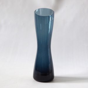 Whitefriars Geoffery Baxter soda glass vase, 9594 midnight blue, vintage 1960s