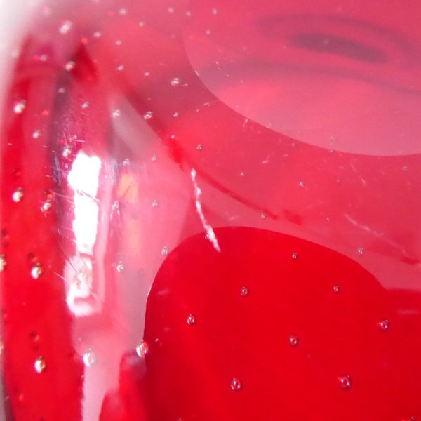 Whitefriars ruby red controlled bubble art glass triangular dish 9562, vintage - Image 8