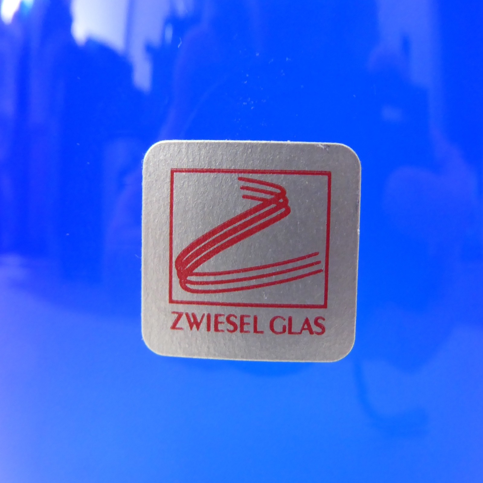 Zwiesel Glas art glass Jenny vase, German, cobalt royal blue + label, modernist - Image 2