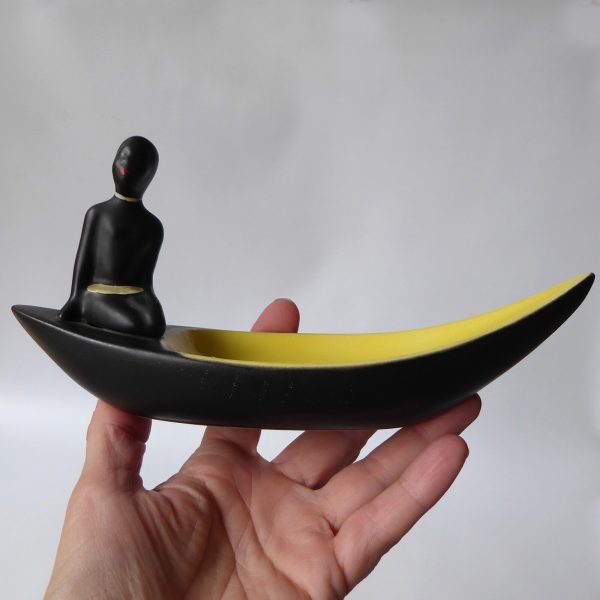 1950s ceramic bowl, African style boat & lady. Black & yellow mid century dish - Image 9