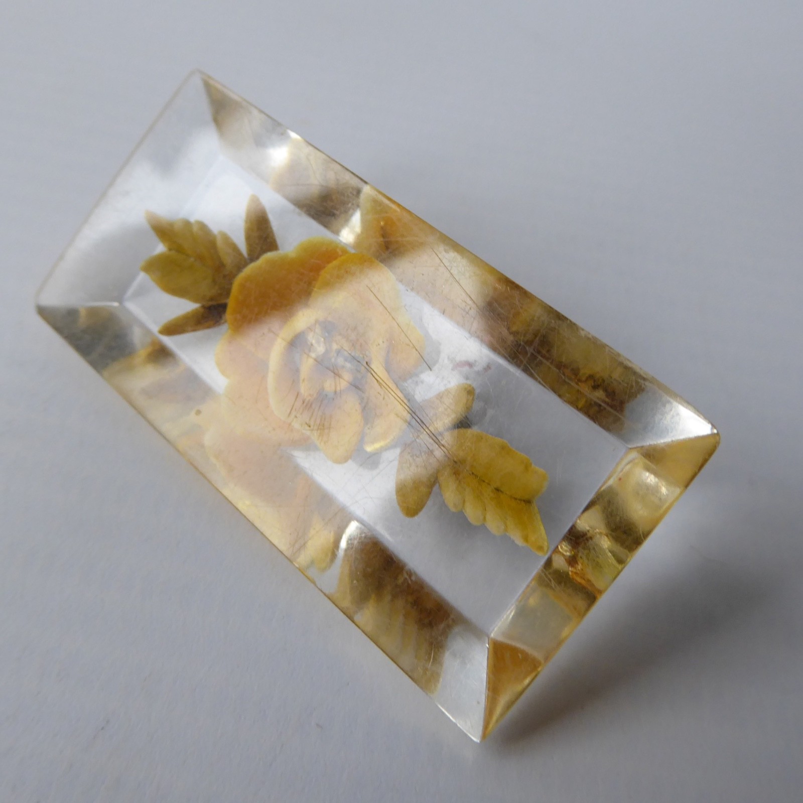 1950s reverse carved lucite perspex brooch yellow rose flower vintage rectangle - Image 5