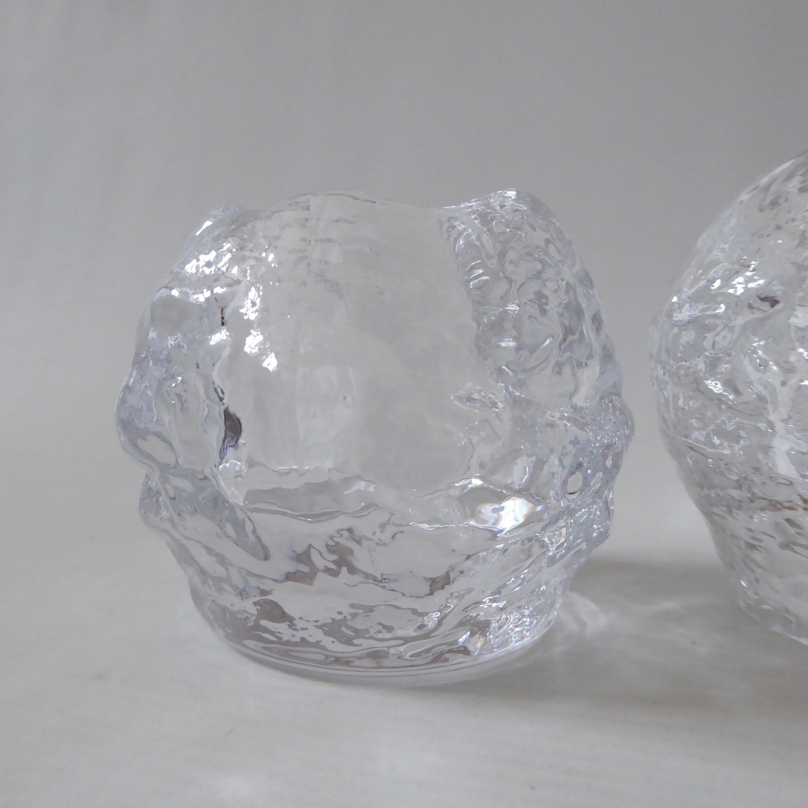 2 Kosta Boda Snowball candle holders, small medium votive. Swedish glass crystal - Image 3