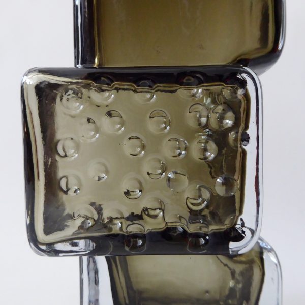 Art glass vase in the style of Whitefriars Drunken Brick Layer, willow/smoke 8" - Image 4