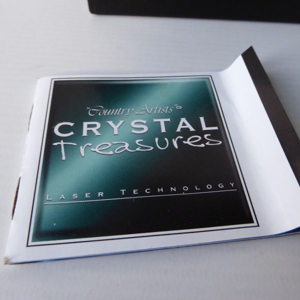 Crystal Treasures 2003 Best Friends crystal paperweight, boxed arched glass gift - Image 17