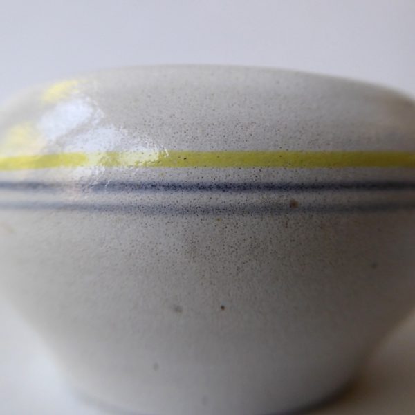 Early Rye Pottery 1947-1954 small vintage pottery ceramic clay bowl, salts, 50s - Image 3