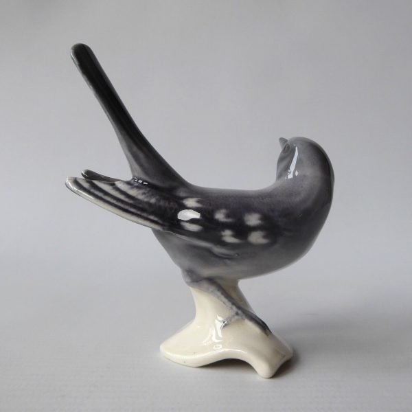 Goebel West German 1960s-70s vintage porcelain bird figurine CV31, grey redstart - Image 6