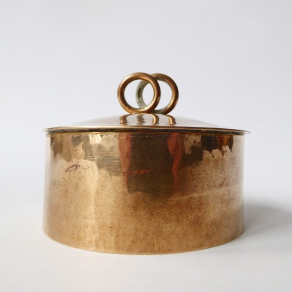 Handmade copper lidded pot box, round vintage metalwork container. Ornament - Image 3