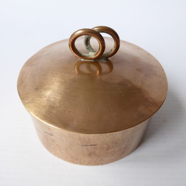 Handmade copper lidded pot box, round vintage metalwork container. Ornament - Image 5