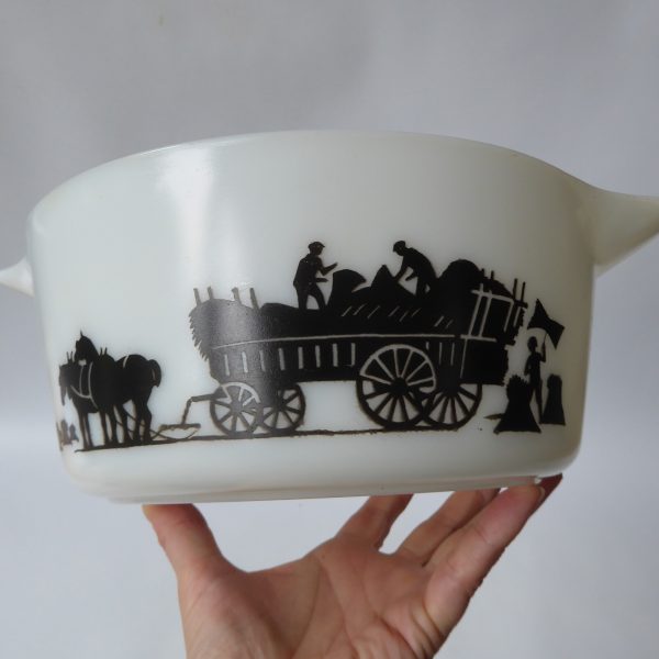JAJ Pyrex Harvest Silhouette haymaker round glass casserole dish 554, 1967 bowl - Image 5