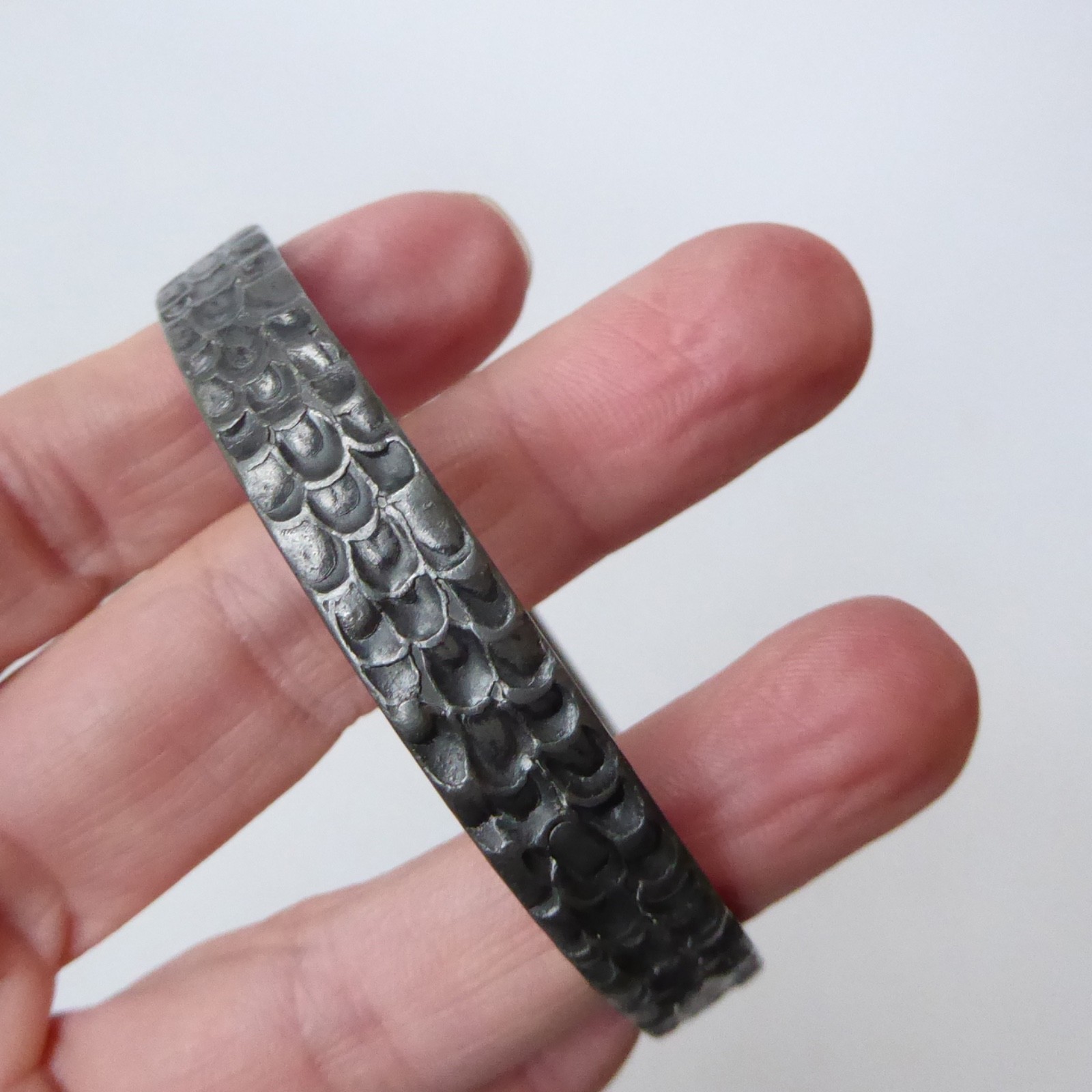 Jorgen Jensen #217 Danish vintage pewter brutalist round bangle bracelet, 1960s - Image 13