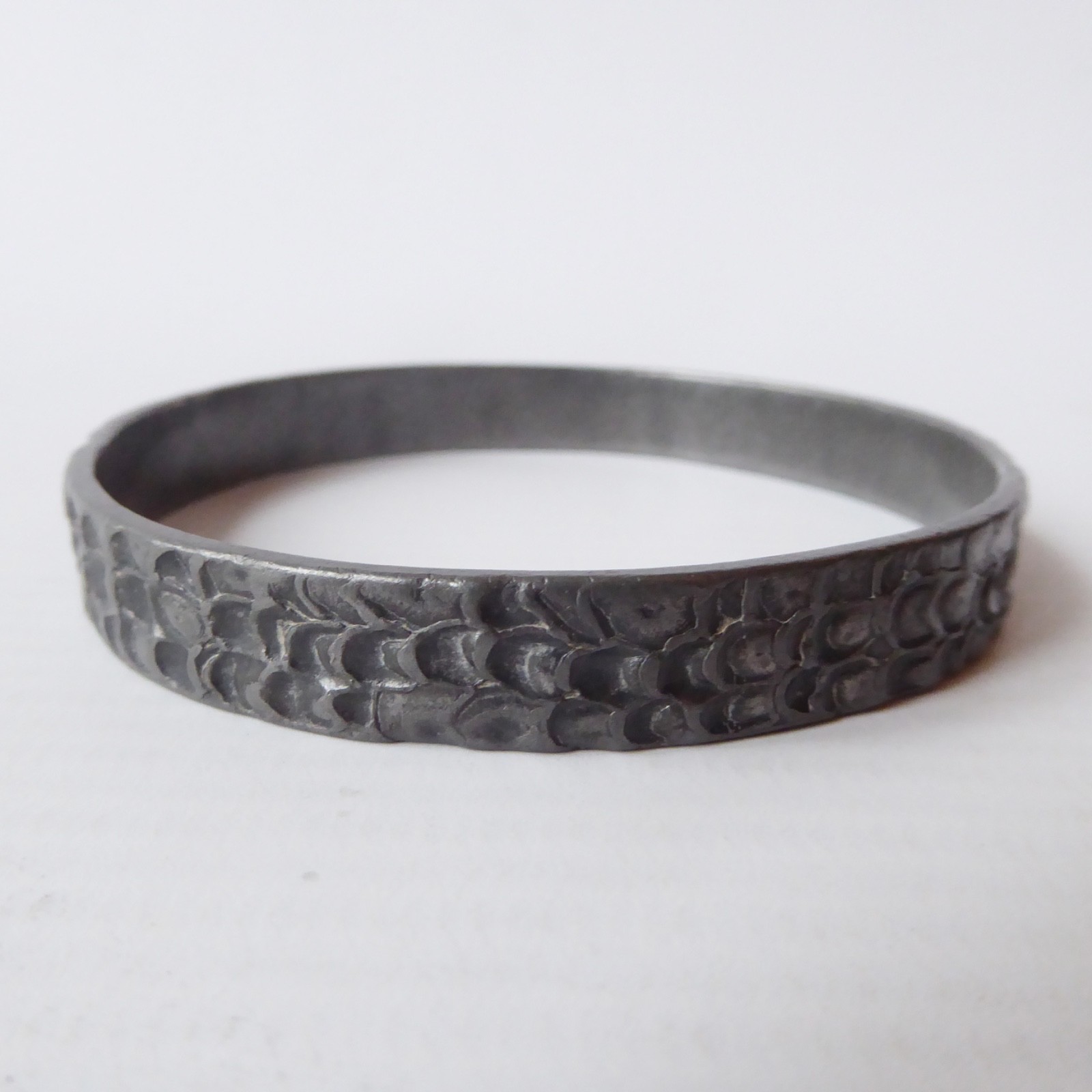 Jorgen Jensen #217 Danish vintage pewter brutalist round bangle bracelet, 1960s - Image 6