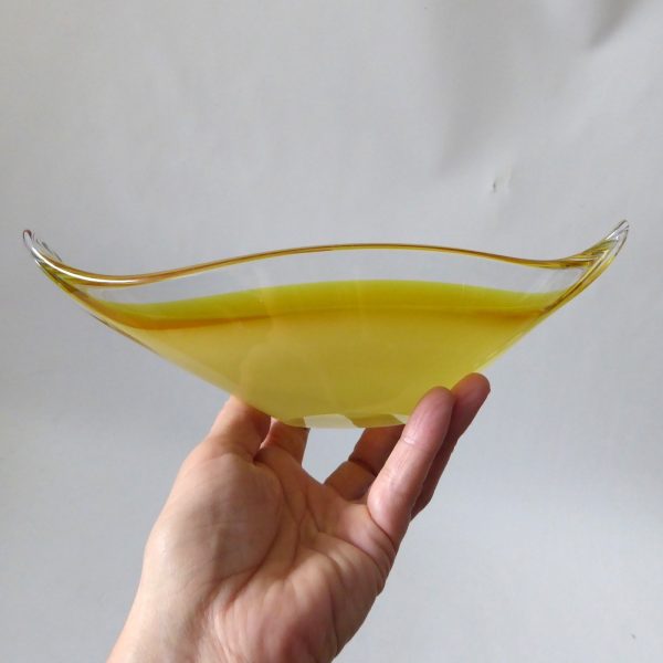 Murano vintage art glass scoop bowl, yellow & opaline dish. Retro 1970s 10" long - Image 8
