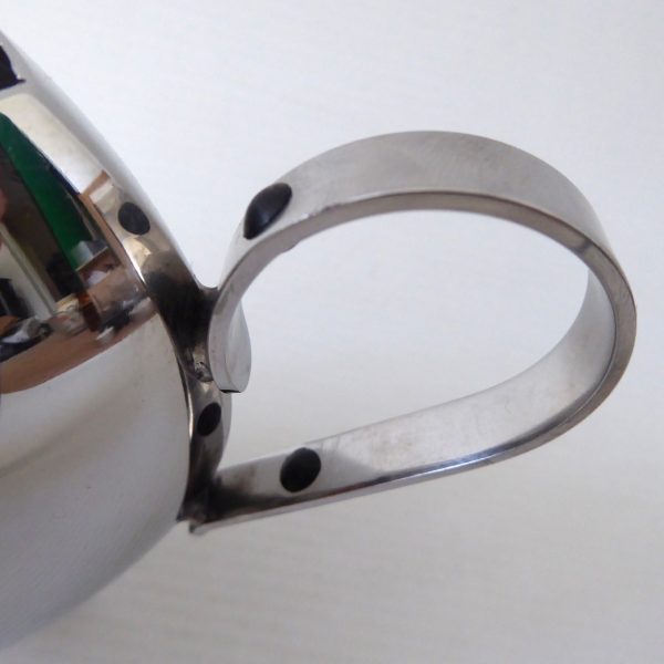 Nick Munro Sunfish 18/10 stainless steel milk cream jug, shiny contemporary fish - Image 3