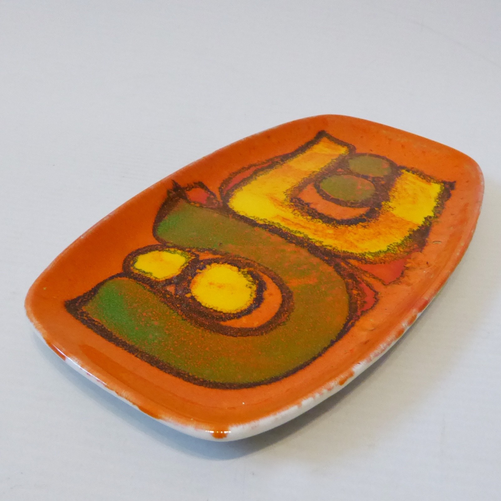 Poole Pottery Delphis oval orange plate, 361. Retro ceramic Mary Albon 1970-1972 - Image 3