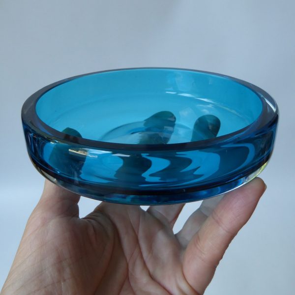 Rare Whitefriars 9753 bowl dish, kingfisher blue. Round 5" shallow c1970 vintage - Image 7