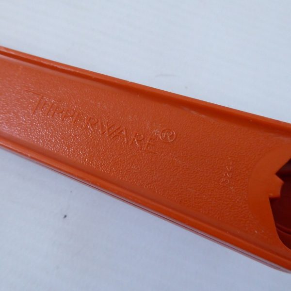 Retro Tupperware deep orange salad servers, 1970s vintage plastic spoon & fork - Image 7