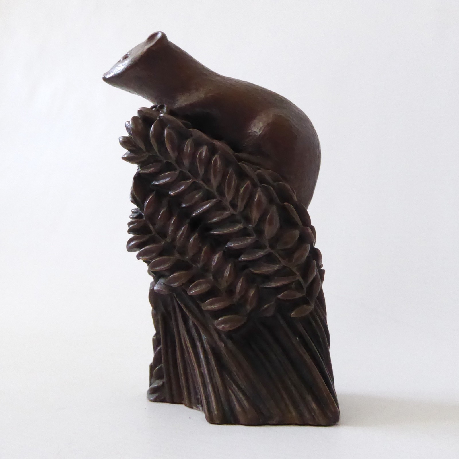 Richard Fisher mouse on wheat, bronze cold cast style sculpture, vintage 70s/80s - Image 6