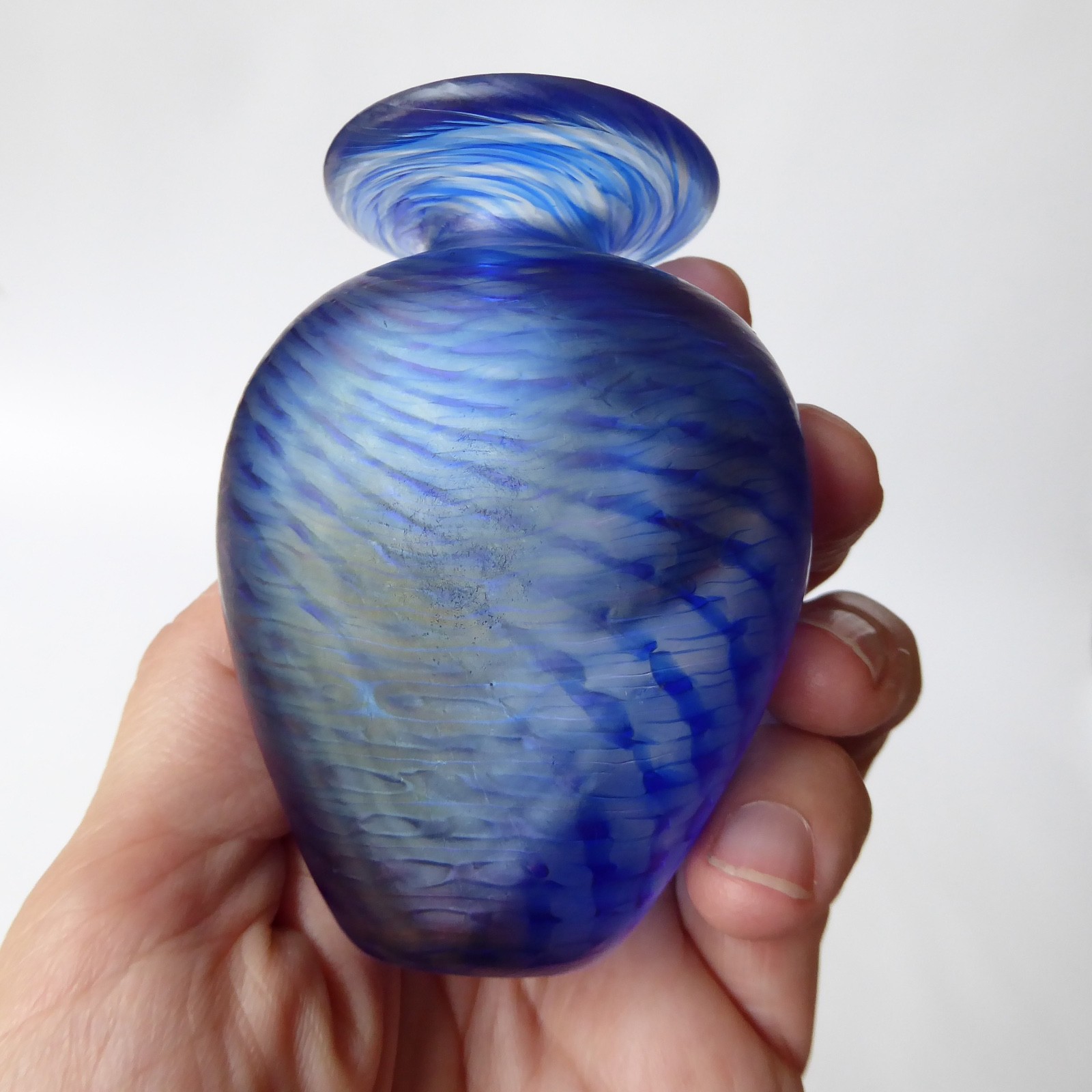 Robert Held (RHAG) art glass bottle, blue frosted twist stripe vase pot. Canada - Image 13