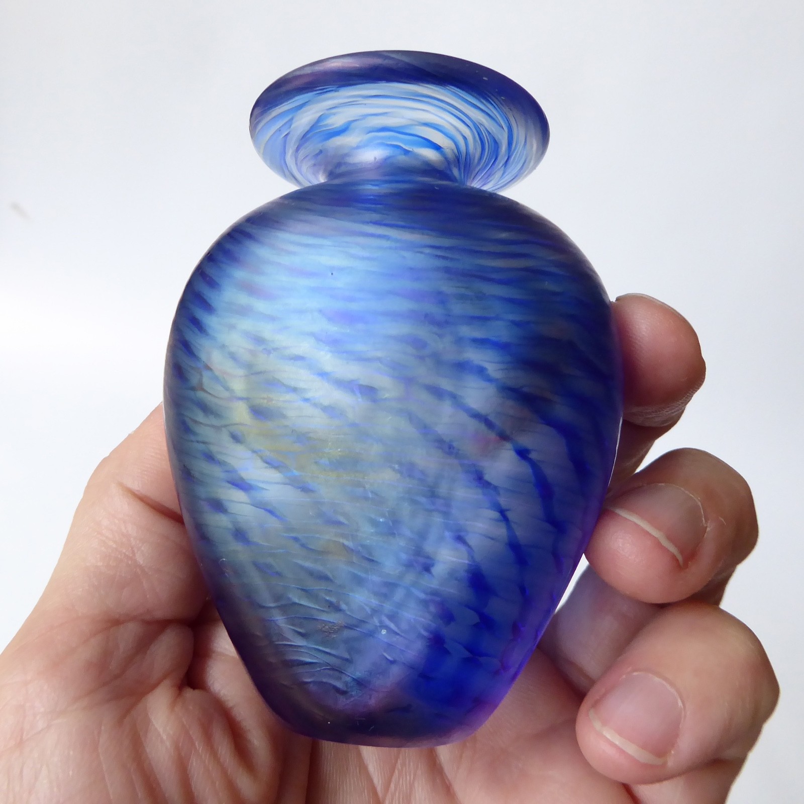 Robert Held (RHAG) art glass bottle, blue frosted twist stripe vase pot. Canada - Image 6