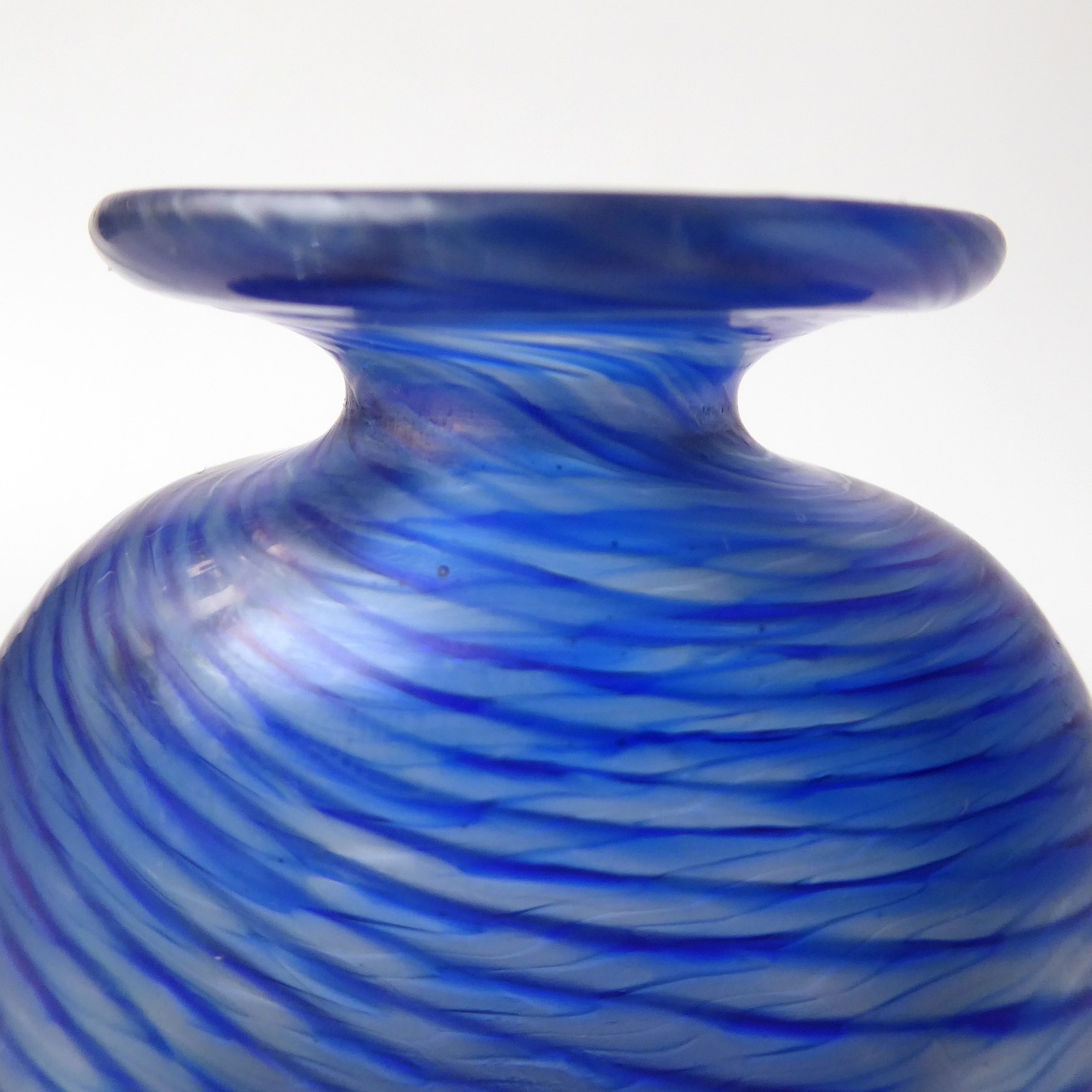 Robert Held (RHAG) art glass bottle, blue frosted twist stripe vase pot. Canada - Image 8