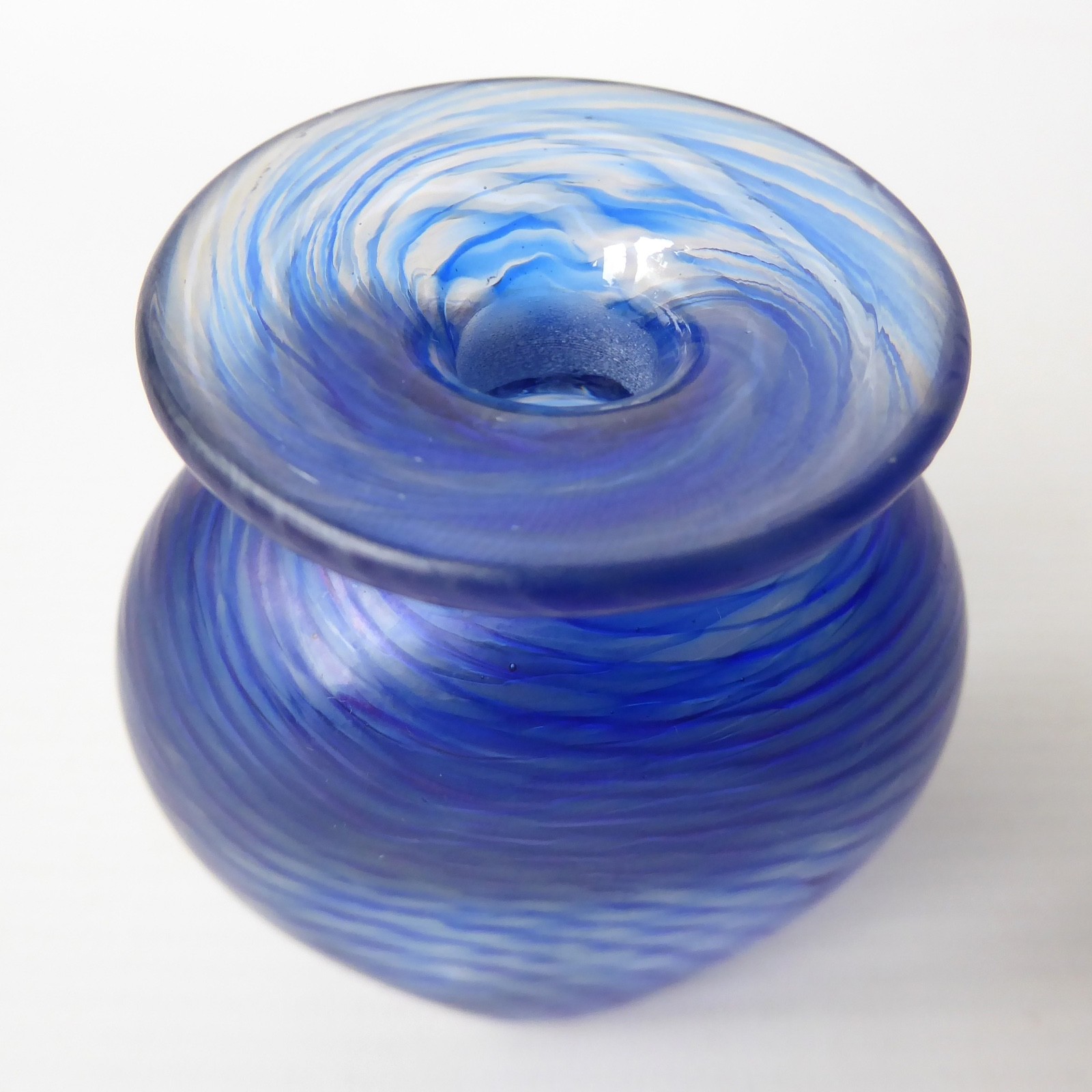 Robert Held (RHAG) art glass bottle, blue frosted twist stripe vase pot. Canada - Image 9