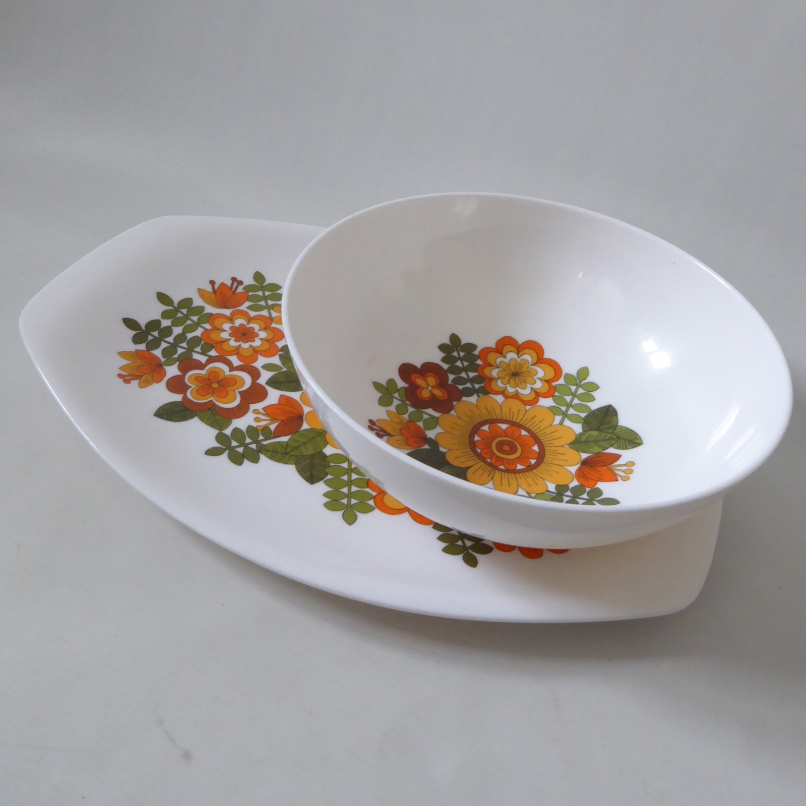 STYLE Italy per alimenti, 1970s retro melamine vintage large bowl & plate floral - Image 9