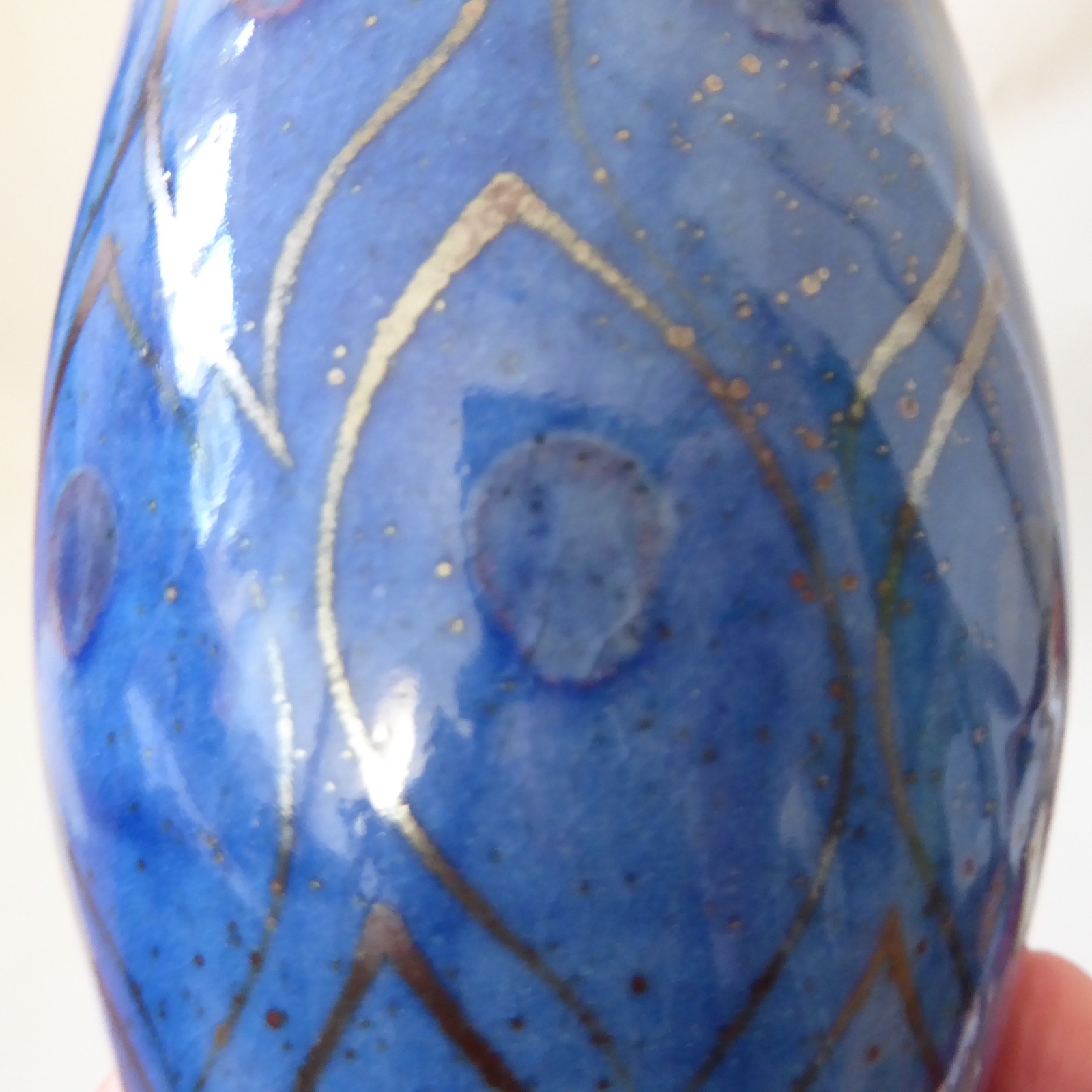 Selborne Pottery Robert Goldsmith blue & gold peacock studio art vase, vintage - Image 5