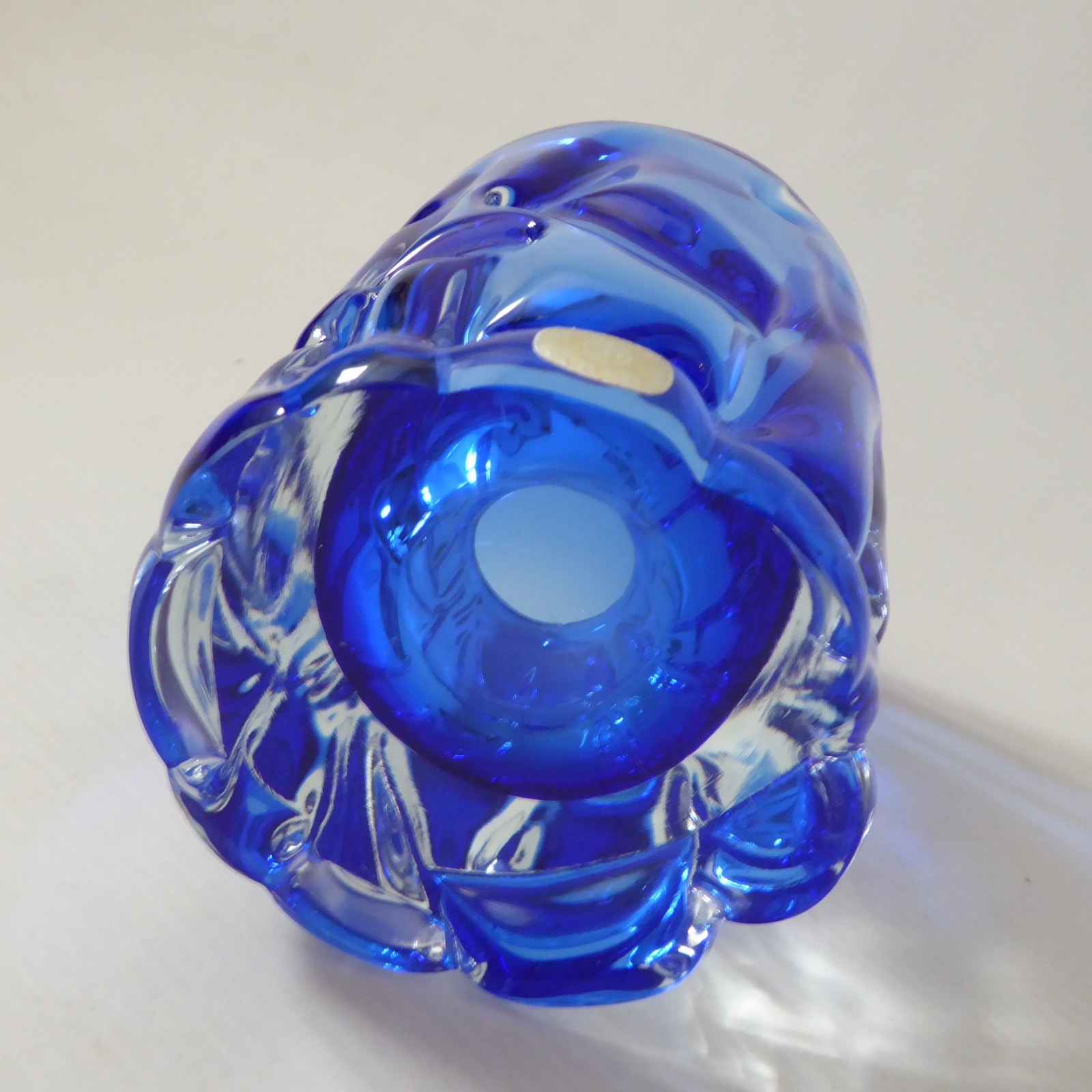 Skrdlovice Beranek vintage Czech art glass vase, royal blue knobbly cased 1960s - Image 13