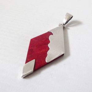 Sterling 925 silver diamond shaped pendant & red flat plastic stone. Modernist