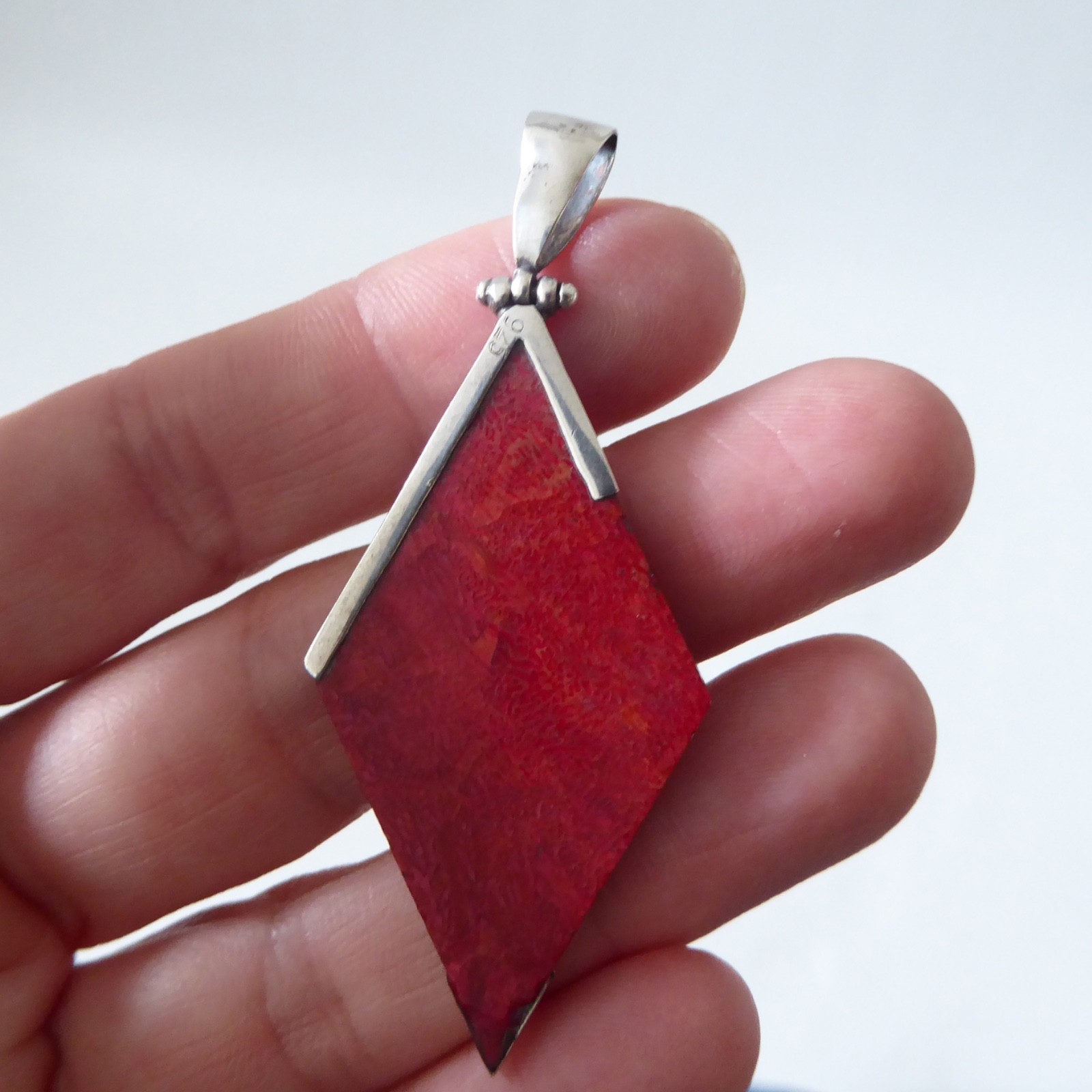 Sterling 925 silver diamond shaped pendant & red flat plastic stone. Modernist - Image 9