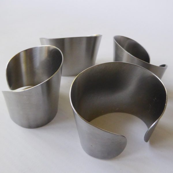 Thos. Nutbrown stainless steel 4 vintage modernist napkin serviette rings, 1970s - Image 7
