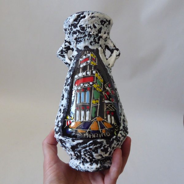 Vintage Italian San Marino pottery art vase, fat lava. MCM ceramic, black red - Image 4