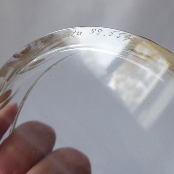 Vintage Kosta SS 5549 SIGNED crystal glass gold bowl/dish. Mona Morales-Schildt - Image 9