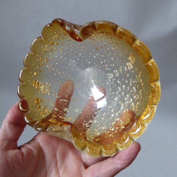 Vintage Murano art glass bowl. Gold & silver leaf scalloped controlled bubbles - Image 7
