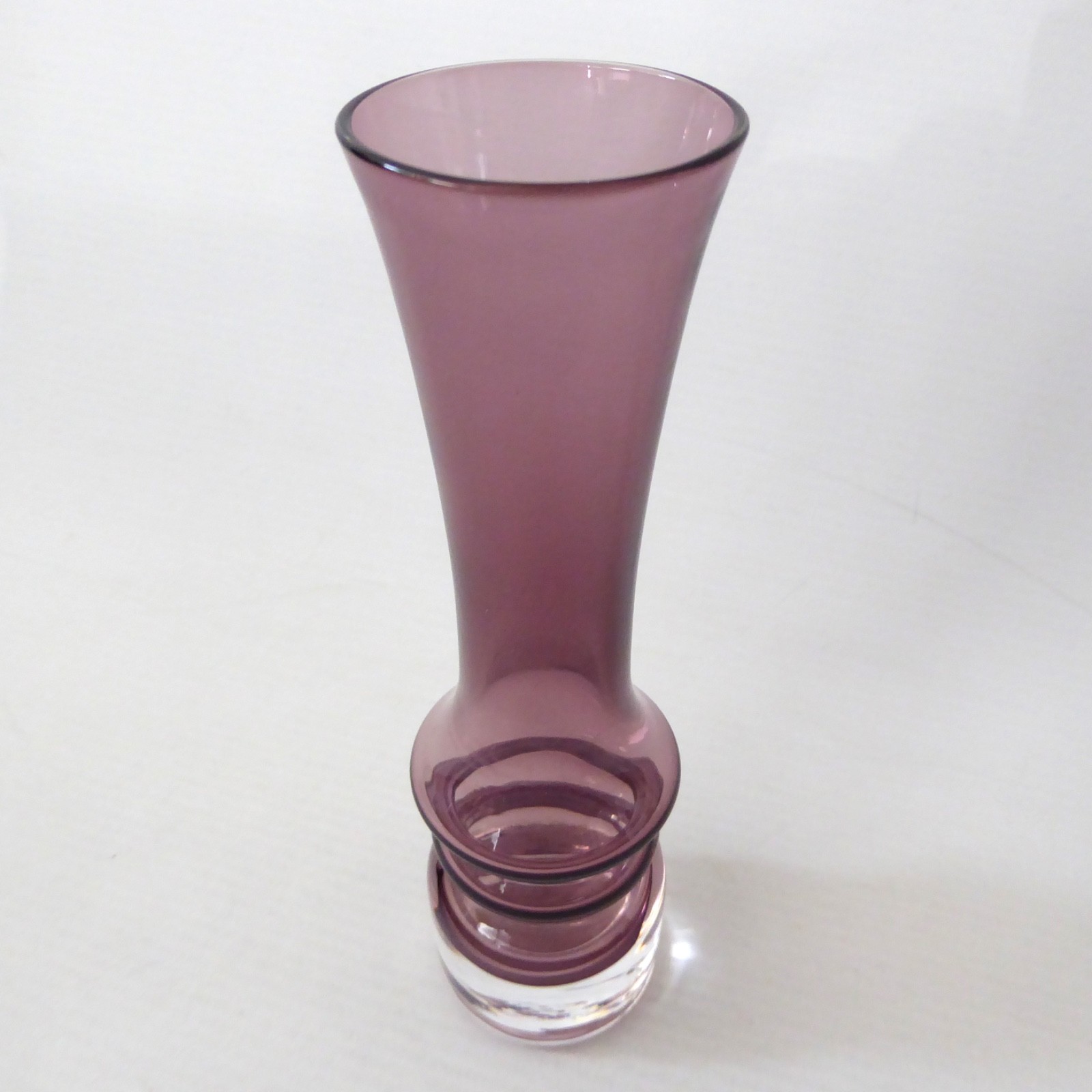 Vintage Sea Glasbruk hooped vase. 6" cased plum art glass. Swedish mid century - Image 3