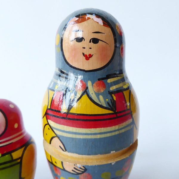 Vtg Russian USSR nesting dolls set 8 hand painted, Babooska Matryoshk folk art - Image 6
