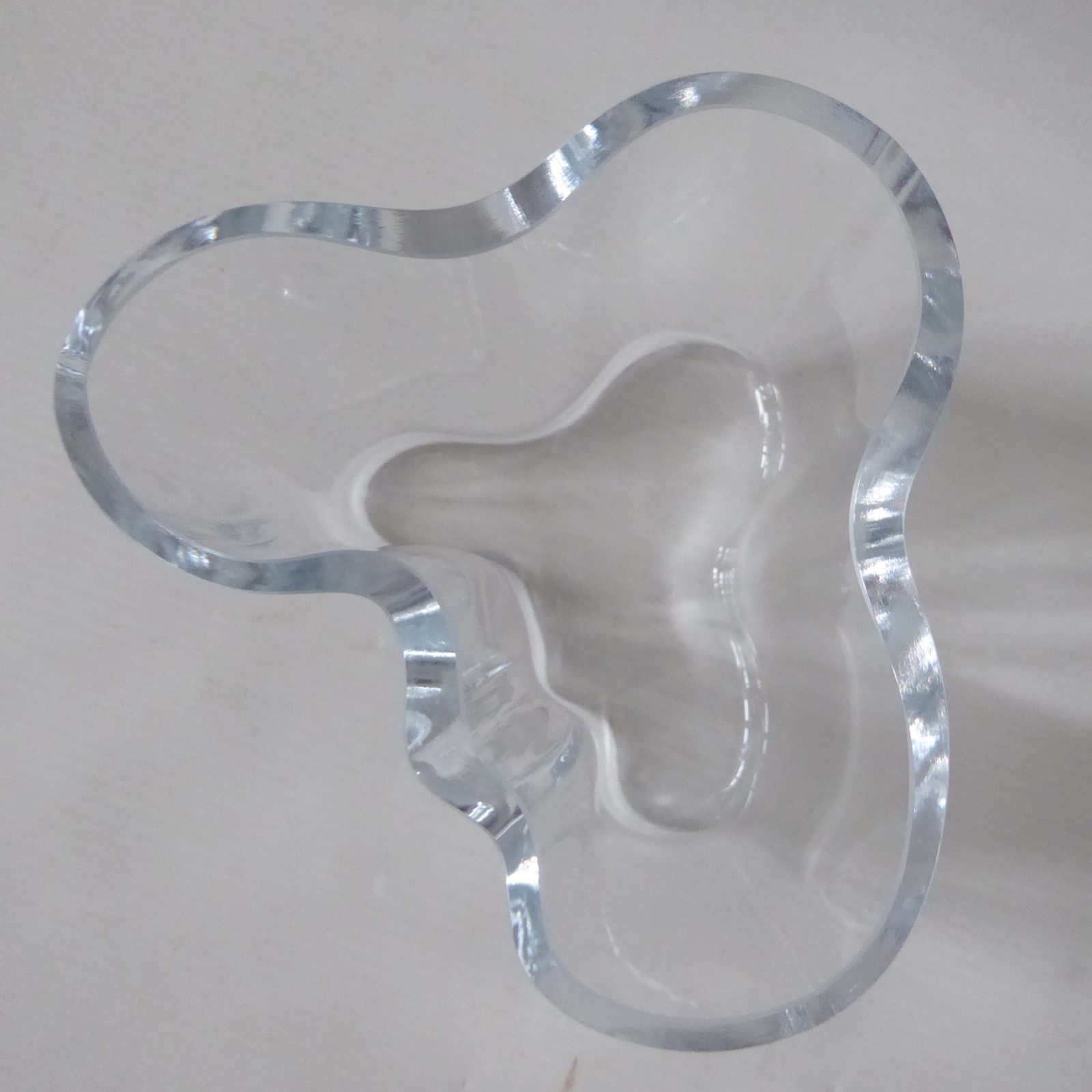 iittala Alvar Aalto Savoy art glass vase, clear crystal wave. Vintage Finland - Image 9